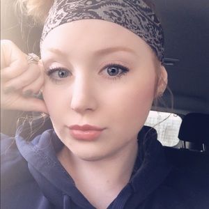 Meet your Posher, Corrie